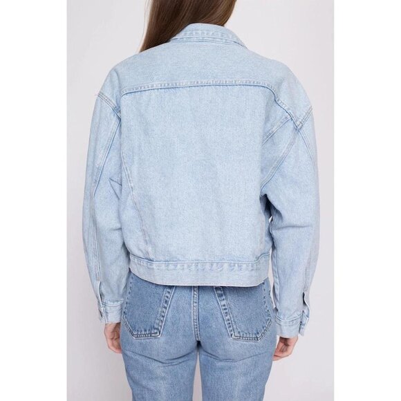 GUESS Vintage Light Wash Denim Classic Fit Jean Jacket with Buttons + Pockets - Picture 5 of 5